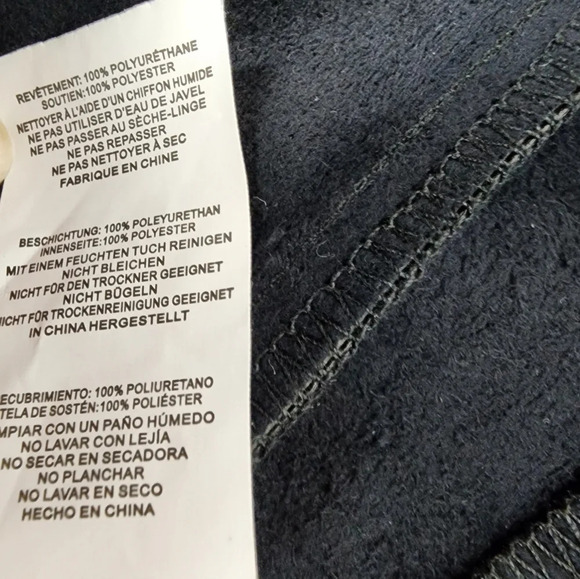 PrettyLittleThing Vegan Faux Leather Zip Front Wide Leg Trouser Black Size 6 New - Picture 16 of 16